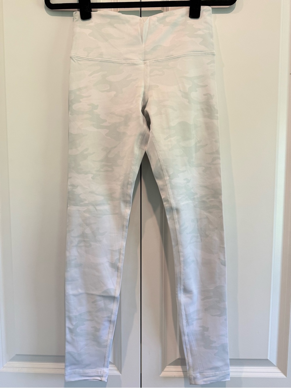 Vimmia White Camo High-Rise Leggings